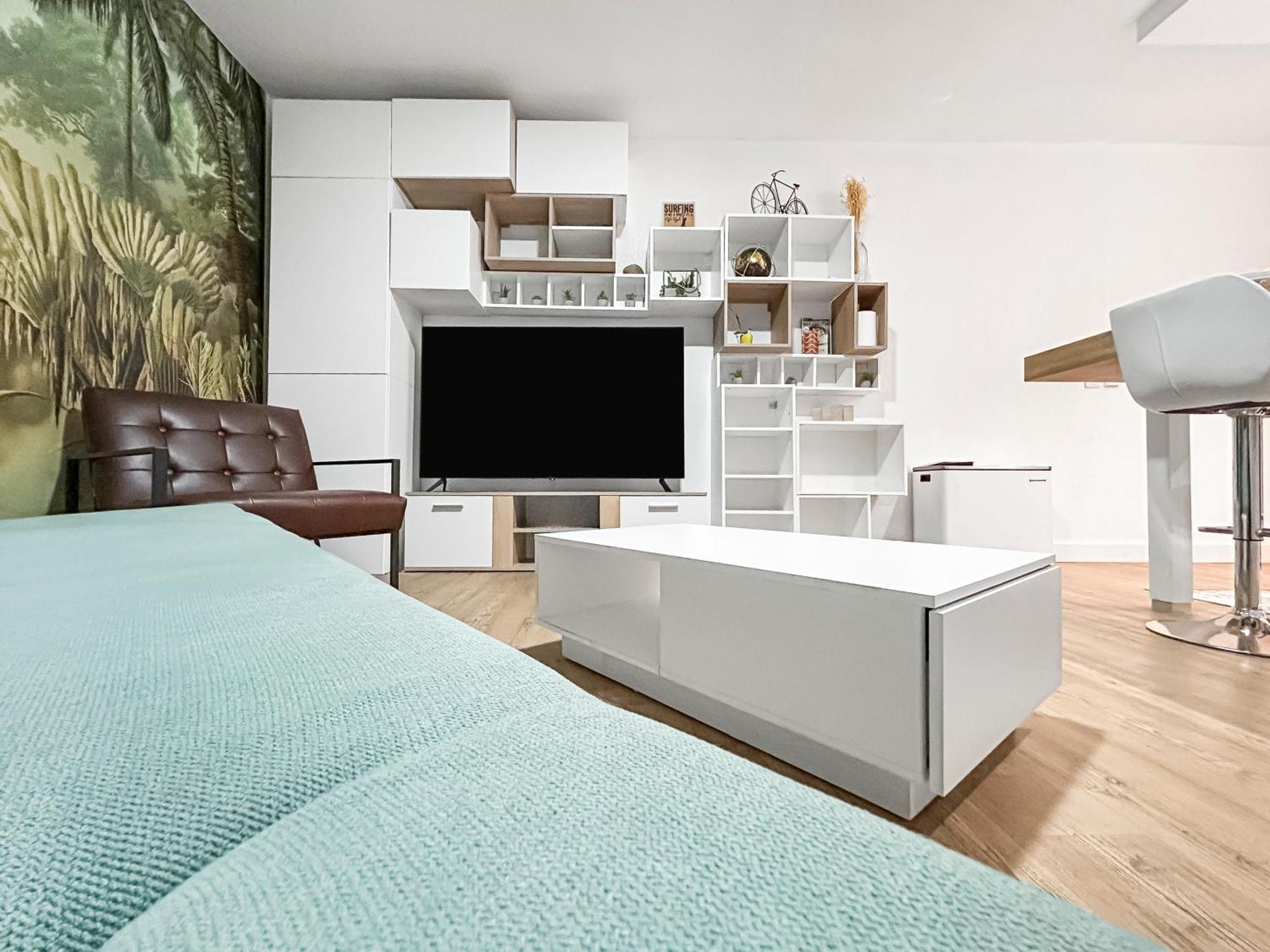Saint-Raphaël Balcon, Parking, Piscine Et Clim' A 2 Pas Du Port Santa Lucia 아파트 외부 사진